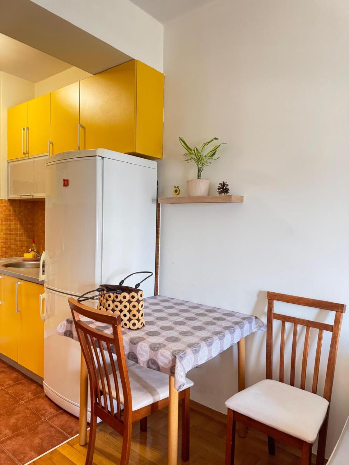 Sunny Place Podgorica Exterior foto